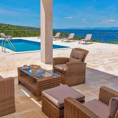 A Gorgeous On A Private On The Island Brac