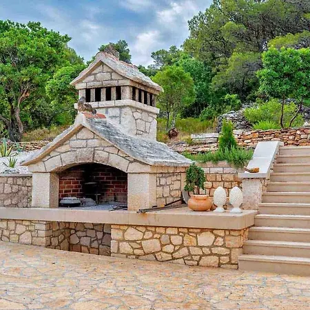 A Gorgeous On A Private On The Island Brac Pucisca