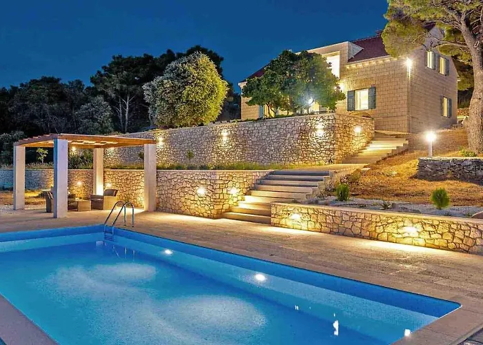 A Gorgeous On A Private On The Island Brac *