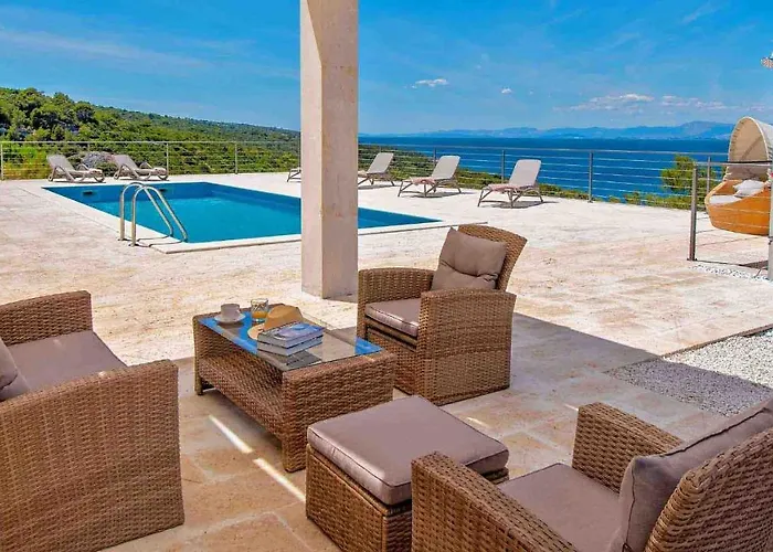 A Gorgeous On A Private On The Island Brac