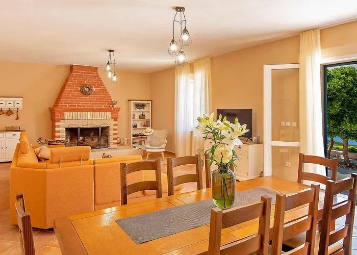 别墅 A Gorgeous On A Private On The Island Brac