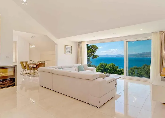 A Gorgeous On A Private On The Island Brac